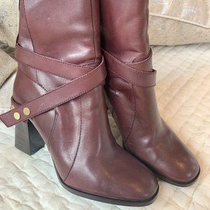 Diane Von Furstenberg Midcalf Boots in Plum